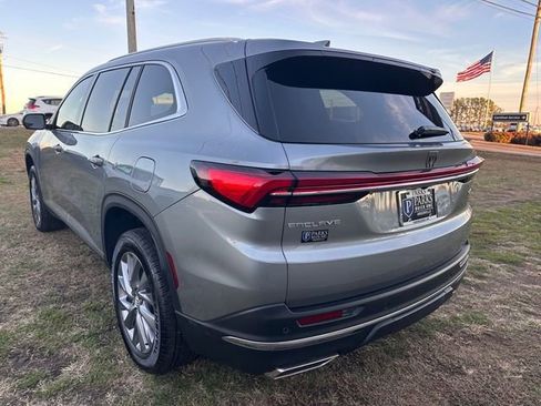 New 2025 Buick Enclave Preferred w/ Power Package image 8