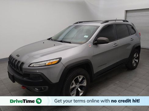 Used 2015 Jeep Cherokee Trailhawk w/ Cold Weather Group AWD/4WD image 1