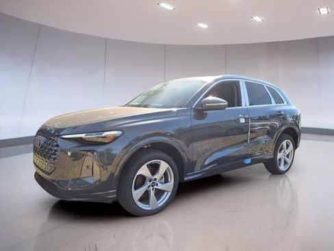 New 2025 Audi Q5 Premium Plus image 4