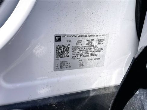 Used 2024 GMC Terrain SLT FWD image 35