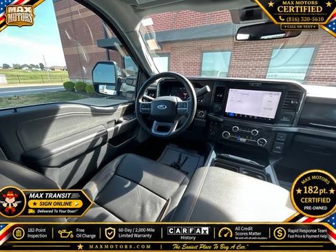 Used 2025 Ford Expedition Max Platinum w/ Driver's Package AWD/4WD image 1