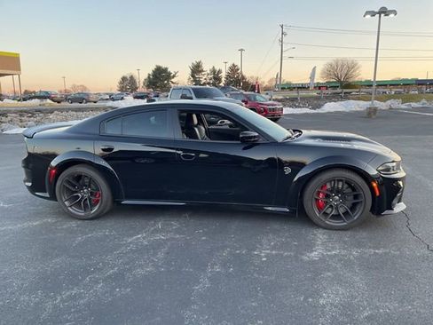 Used 2023 Dodge Charger SRT Hellcat image 4