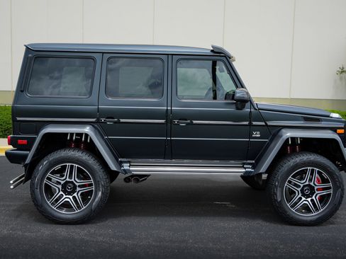 Used 2017 Mercedes-Benz G 550 Squared image 5