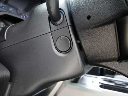 Used 2017 Ford F350 Lariat w/ Lariat Ultimate Package image 28