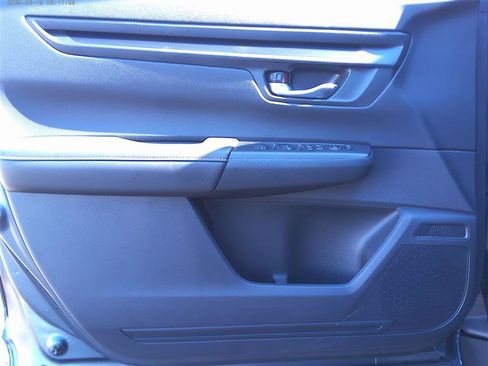 Used 2024 Honda CR-V Sport image 17