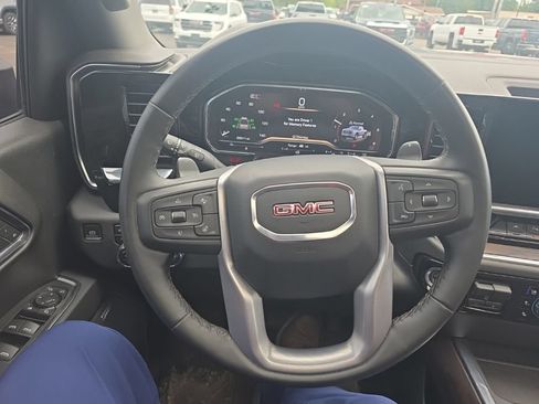 Used 2024 GMC Sierra 1500 SLT w/ SLT Premium Plus Package AWD/4WD image 14