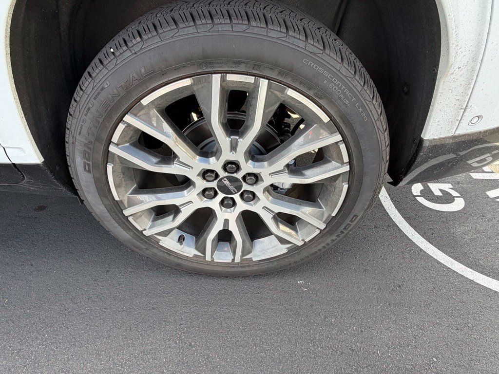Used 2026 GMC Acadia Denali Ultimate AWD/4WD image 12