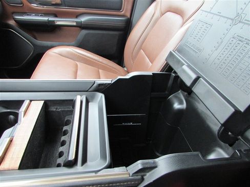 Used 2020 RAM 1500 Limited image 37