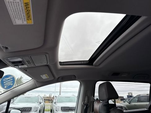 Used 2018 Honda Odyssey EX-L image 30