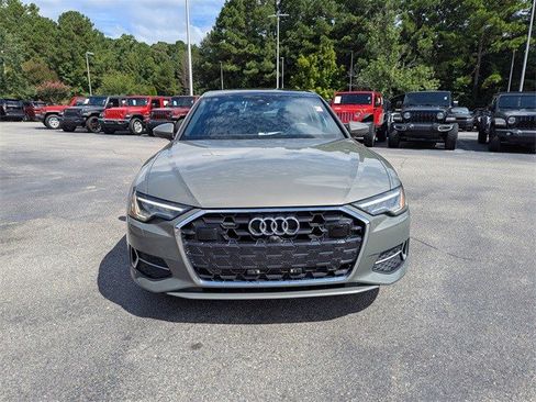 Used 2024 Audi A6 Premium Plus image 2