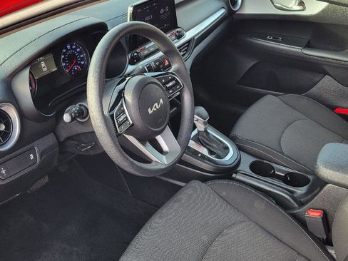 Used 2024 Kia Forte LXS image 5