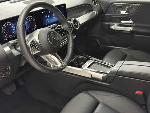 Certified 2026 Mercedes-Benz GLB 250 4MATIC image 29