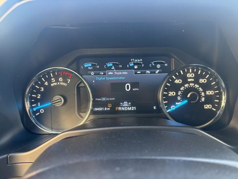 Used 2015 Ford F150 Platinum w/ Equipment Group 701A Luxury image 13