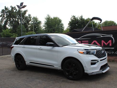 Used 2021 Ford Explorer ST w/ Equipment Group 401A AWD/4WD image 4
