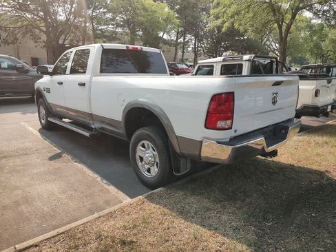 Used 2018 RAM 2500 Tradesman w/ Chrome Appearance Group AWD/4WD image 2