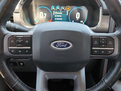 Used 2023 Ford F150 Lariat AWD/4WD image 19