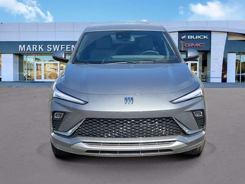New 2026 Buick Envista Sport Touring FWD image 2