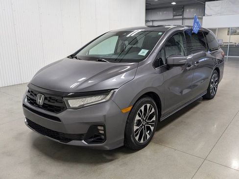 Used 2025 Honda Odyssey Elite image 5