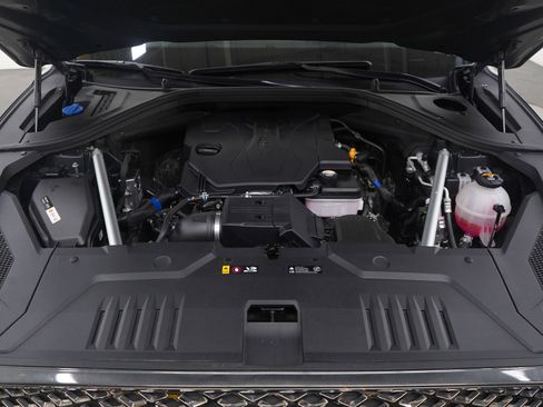 Used 2024 Genesis GV70 2.5T Advanced w/ Advanced Package image 32