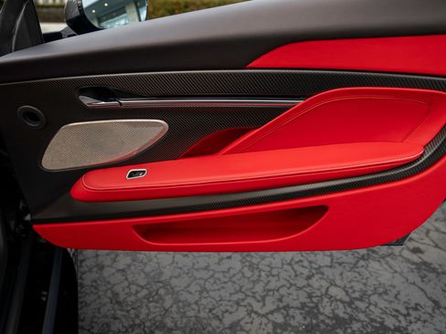 New 2025 Aston Martin Vanquish image 28