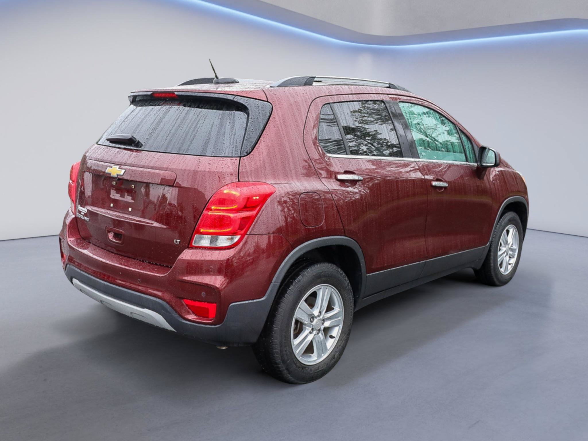 Used 2017 Chevrolet Trax LT w/ Driver Confidence Package AWD/4WD image 8