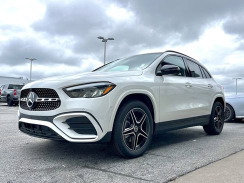 Certified 2025 Mercedes-Benz GLA 250 4MATIC image 5
