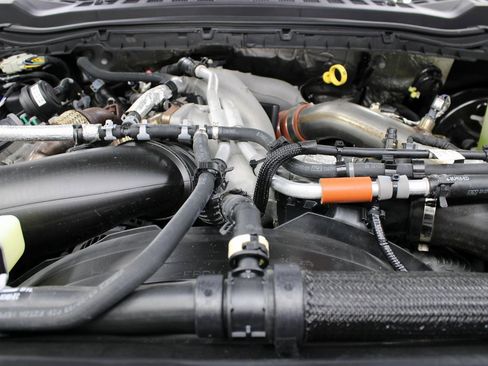 Used 2023 Ford F250 Lariat w/ Lariat Ultimate Package image 30