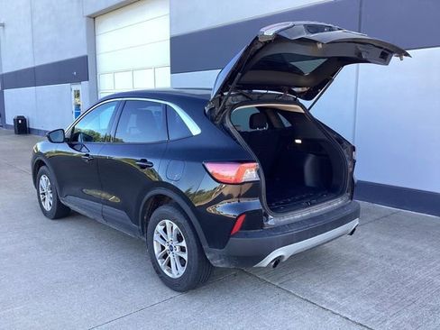 Used 2020 Ford Escape SE AWD/4WD image 18