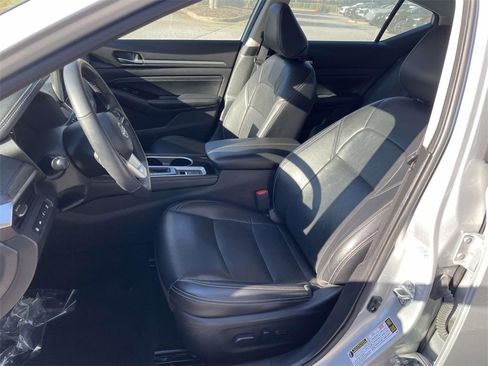Used 2023 Nissan Altima 2.5 SL image 17