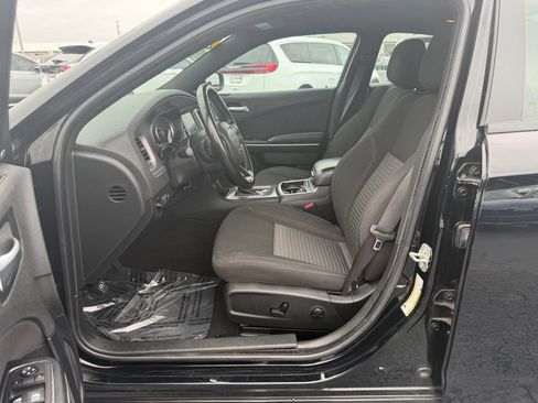 Used 2023 Dodge Charger SXT RWD image 16