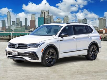 Used 2023 Volkswagen Tiguan SE R-Line