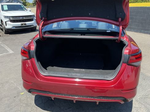 Used 2024 Nissan Sentra SV FWD image 25