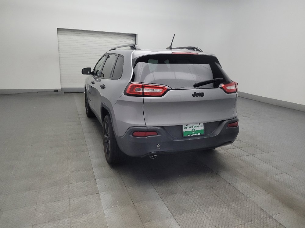 Used 2017 Jeep Cherokee Sport FWD image 5