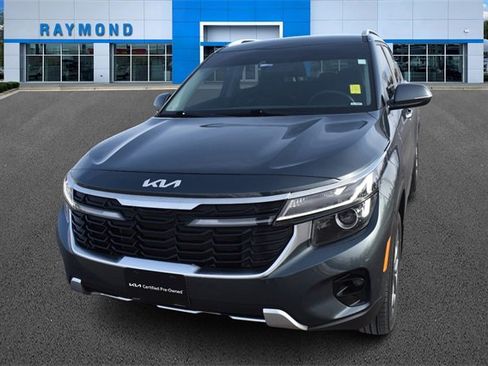 Used 2024 Kia Seltos S image 7