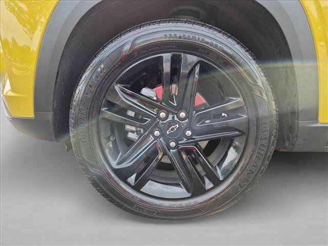 Used 2025 Chevrolet Trax ACTIV w/ Sunroof Package FWD image 23