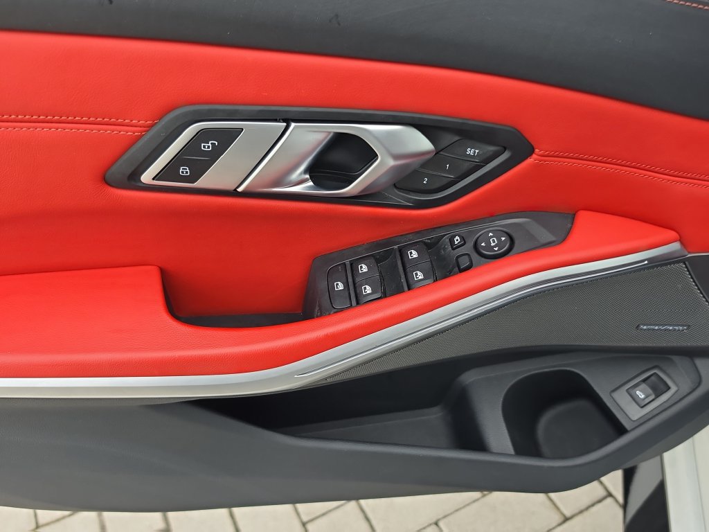 Used 2023 BMW M3 Competition RWD image 18