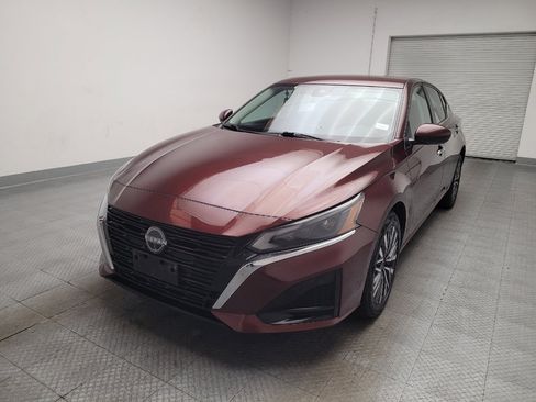 Used 2023 Nissan Altima 2.5 SV AWD/4WD image 15
