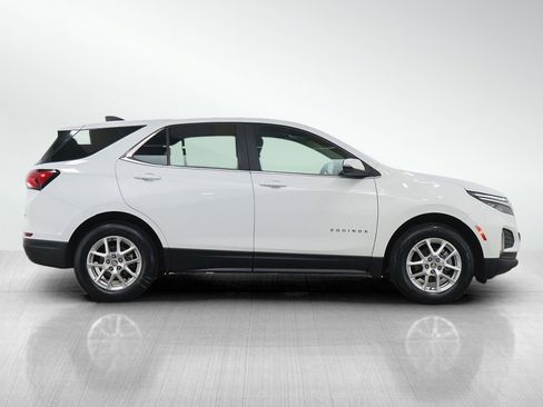 Used 2024 Chevrolet Equinox LT AWD/4WD image 7