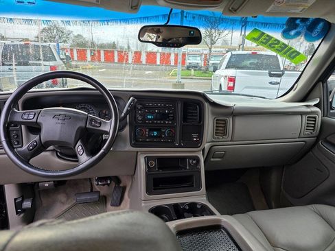 Used 2003 Chevrolet Silverado 2500 LT w/ Skid Plate Package image 10