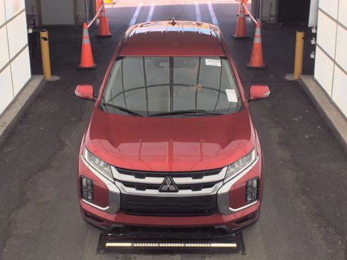 Used 2022 Mitsubishi Outlander Sport SE FWD image 2