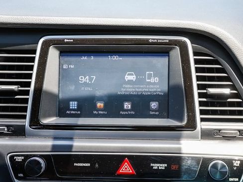 Used 2018 Hyundai Sonata Limited w/ Cargo Package FWD image 13