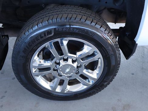Used 2017 Chevrolet Silverado 2500 High Country w/ Duramax Plus Package image 44