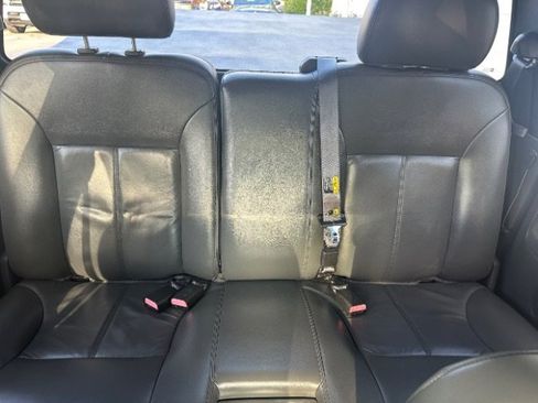 Used 2005 Chevrolet Colorado LS image 24