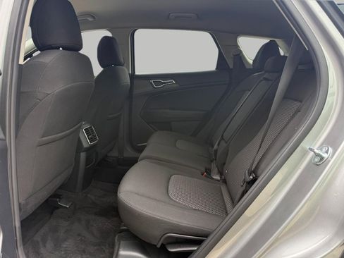 Used 2025 Kia Sportage LX image 26