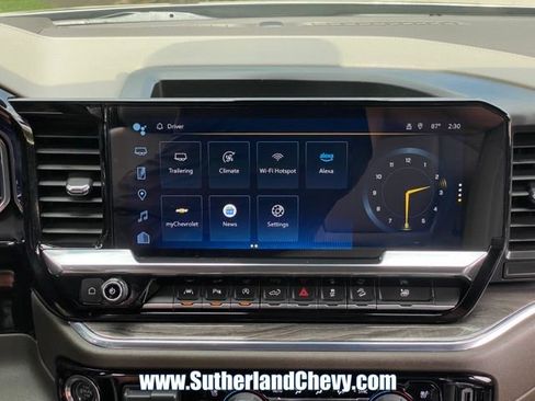 Used 2024 Chevrolet Silverado 1500 LTZ AWD/4WD image 33