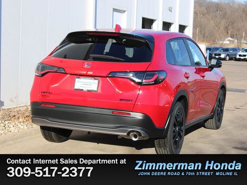 New 2026 Honda HR-V Sport image 2