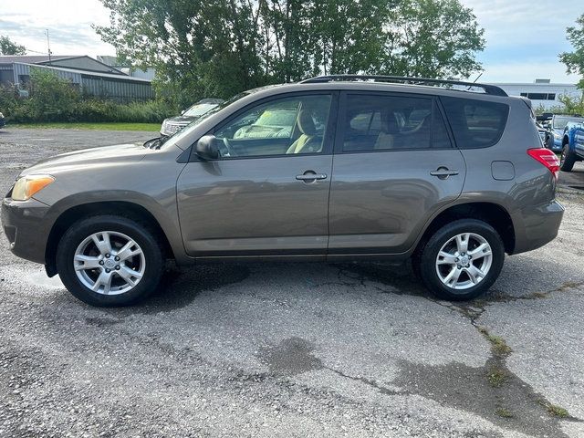 Used 2012 Toyota RAV4 4WD w/ Upgrade Value Pkg image 2