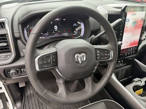 Used 2025 RAM 3500 Laramie AWD/4WD image 14