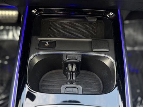 Used 2024 Mercedes-Benz GLB 250 GLB 250 image 27