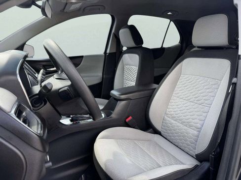 Used 2020 Chevrolet Equinox LS w/ LS Convenience Package image 22
